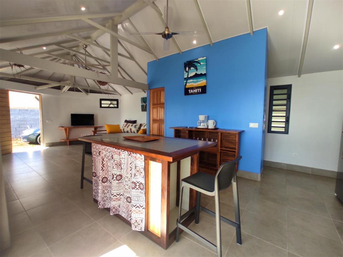 Tahiti - Taharaa Beach Bungalow Arue  Exterior photo